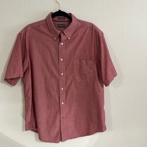 Light Cranberry Men’s 100% cotton button-down short-sleeve shirt - Sz L